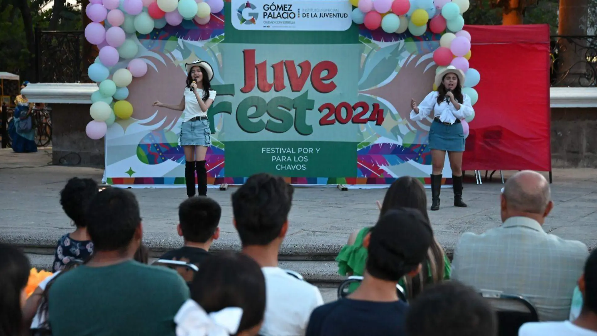 Jóvenes gomezpalatinos muestran su talento en el JuveFest